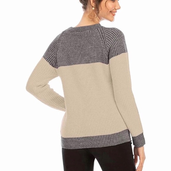 Knitted Sweaters - Picture 7 of 9